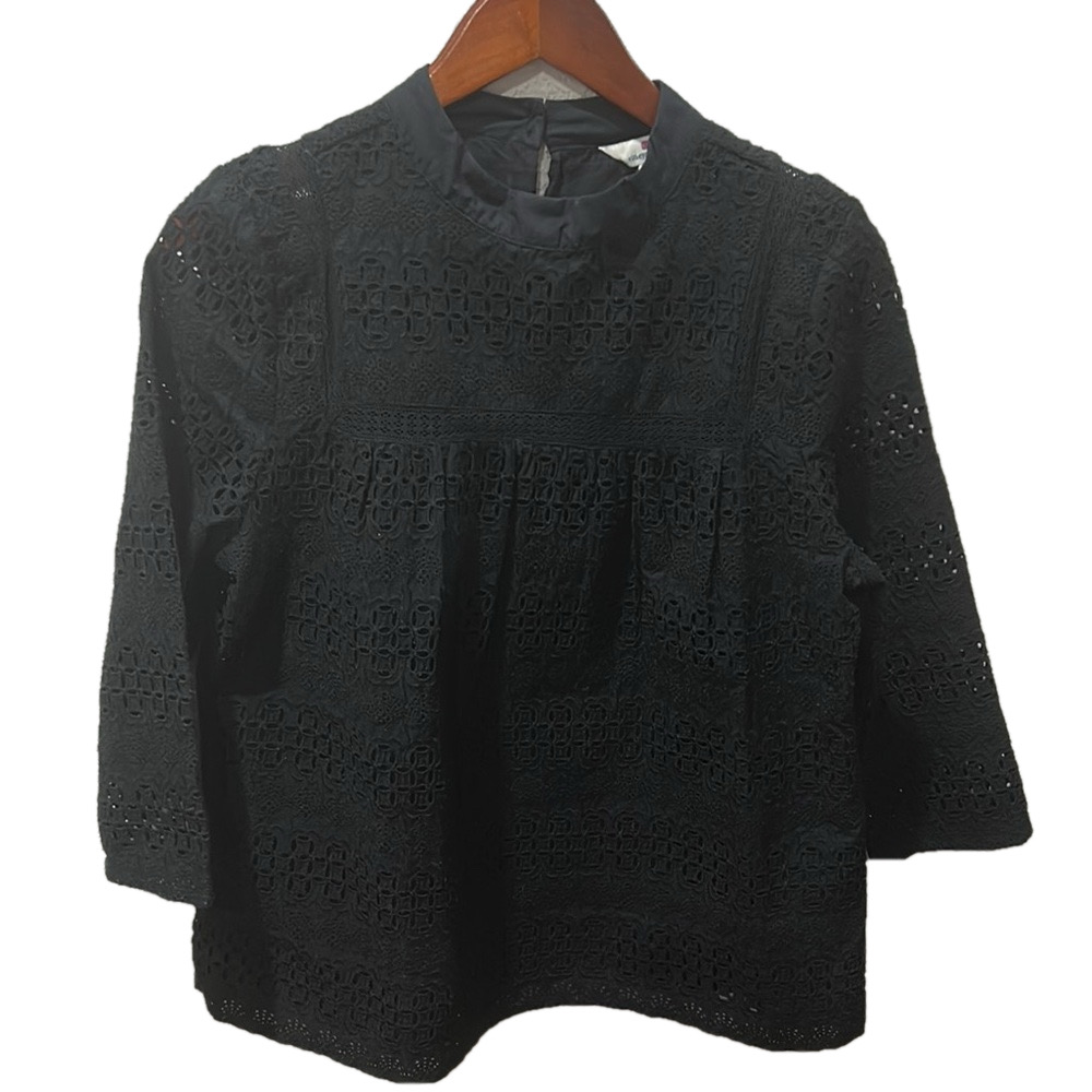 🎬Vineyard vines women’s Elegant Black Lace Top size 8 GUC